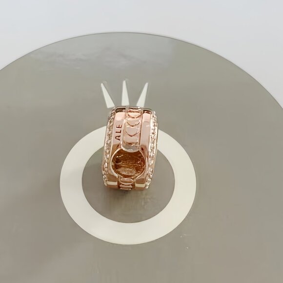 Pandora USMC Marine Corps exclusive Pandora Charm - Picture 2 of 4